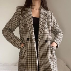 Checkered wool peacoat